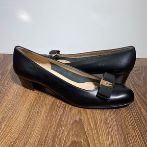 Salvatore Ferragamo Vara Bow Pump Black Calf